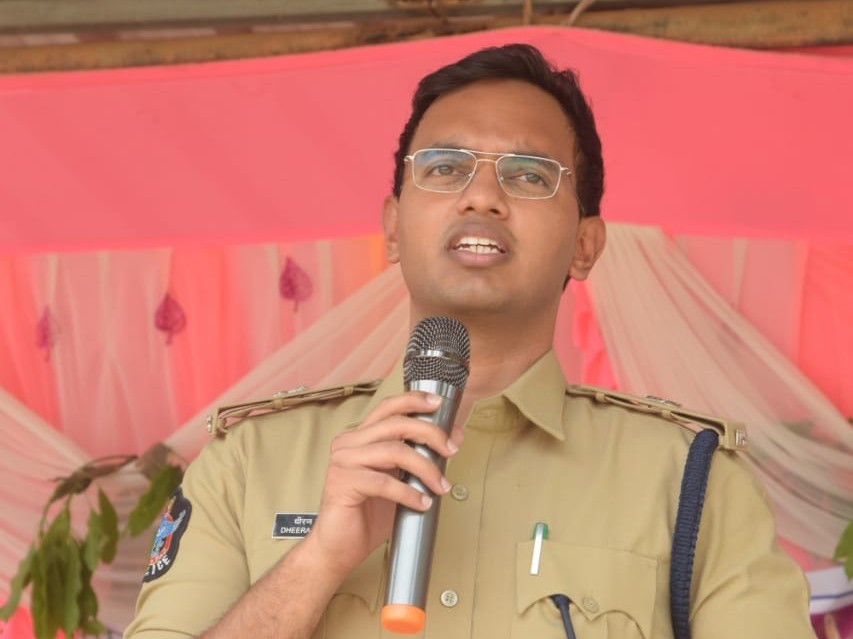 జిల్లా అదనపు ఎస్పీ బదిలీ