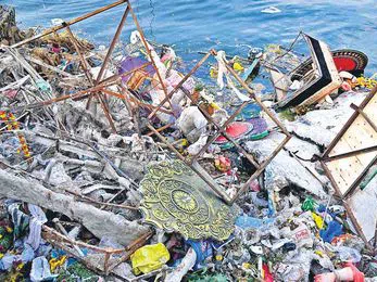 1000 టన్నుల నిమజ్జన వ్యర్ధాలు తొలగింపు