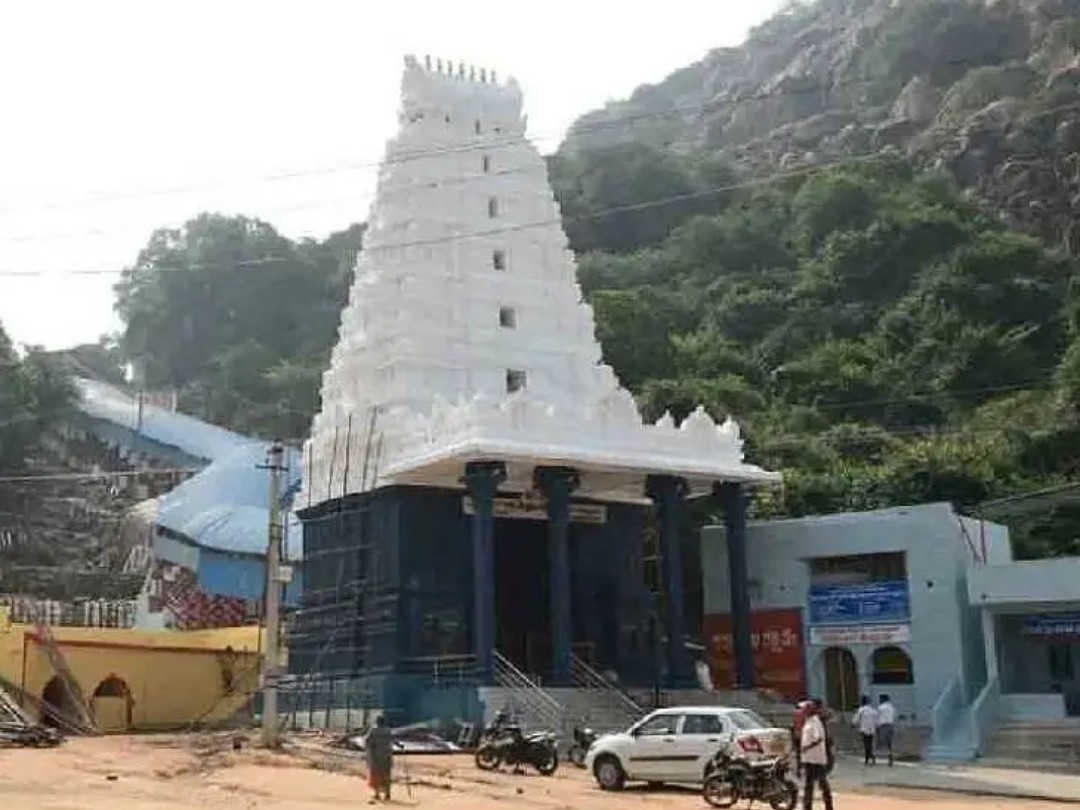 ఈనెల 24న బ్రహ్మోత్సవాల పనులకు టెండర్లు