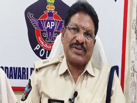 ఆలయ దగ్ధం కేసును ఛేదించిన పోలీసులు