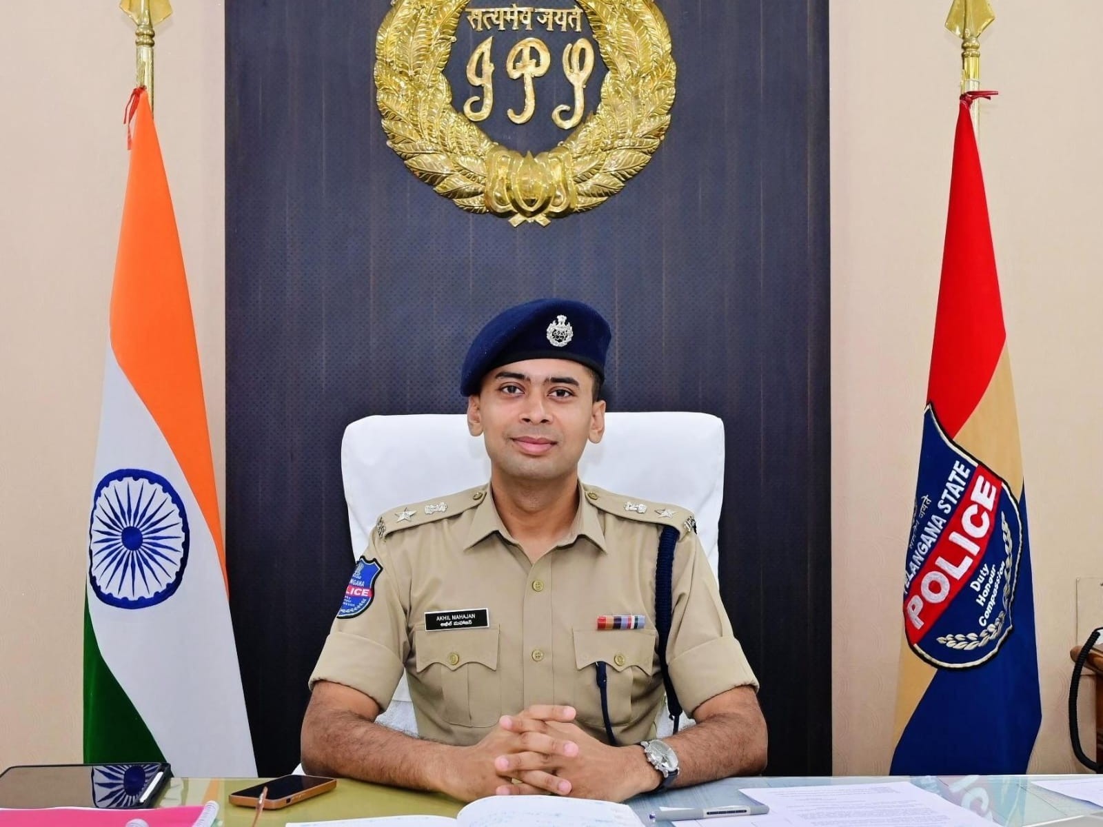 సైబర్ మోసాల పట్ల అప్రమత్తంగా ఉండాలి: SP