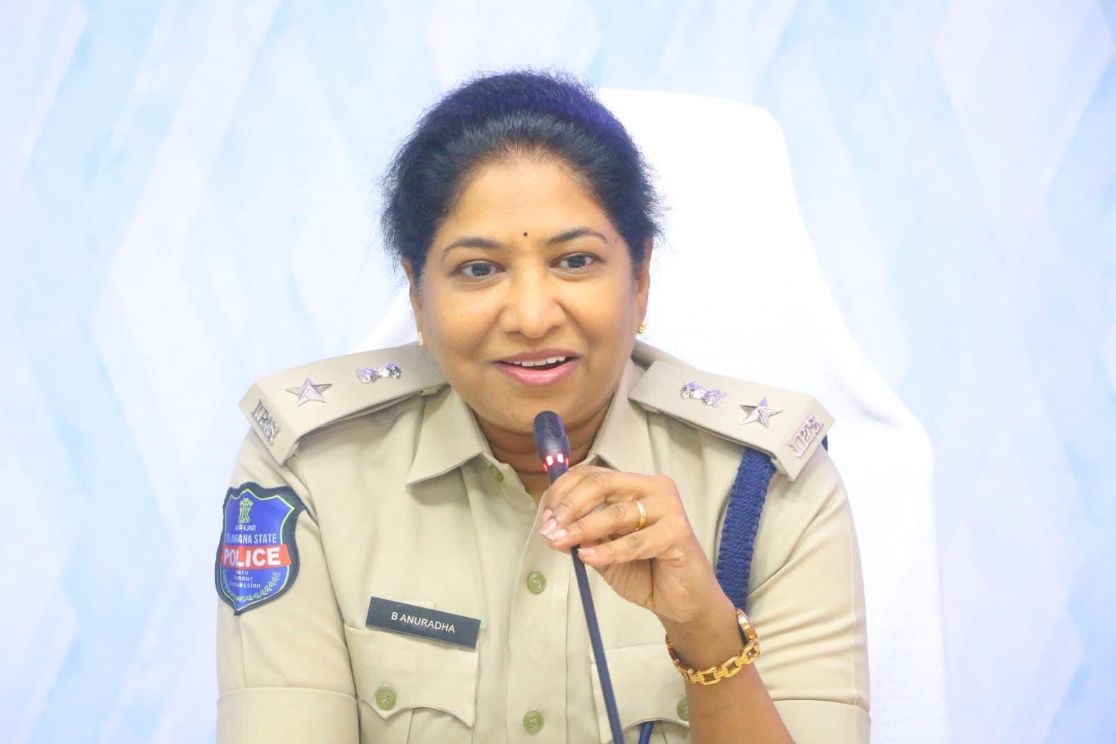 లోక్ అధాలత్ లో ఒకేరోజులో 4018 కేసుల పరిష్కారం