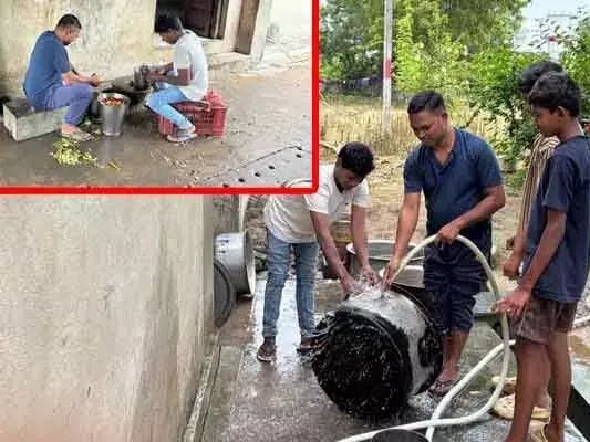 ఆశ్రమ పాఠశాలలో ఉపాధ్యాయుల అవస్థలు