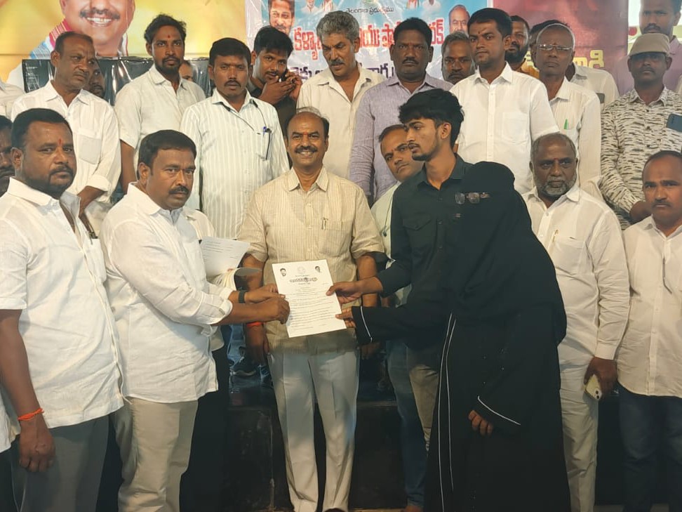 పేదల కోసం ప్రభుత్వం ఎన్నో పథకాలు ప్రవేశపెడుతుంది: ఎమ్మెల్యే