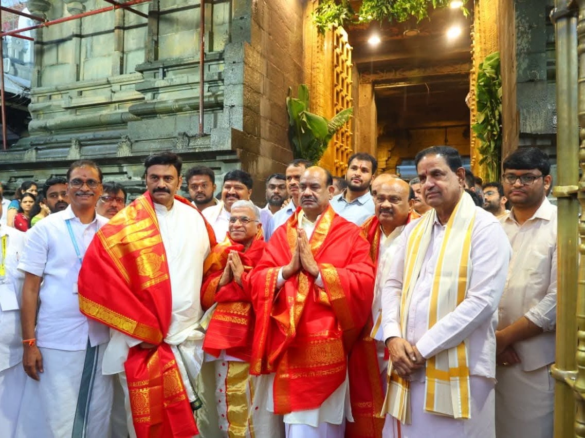 శ్రీవారి సన్నిధిలో ఉండి ఎమ్మెల్యే