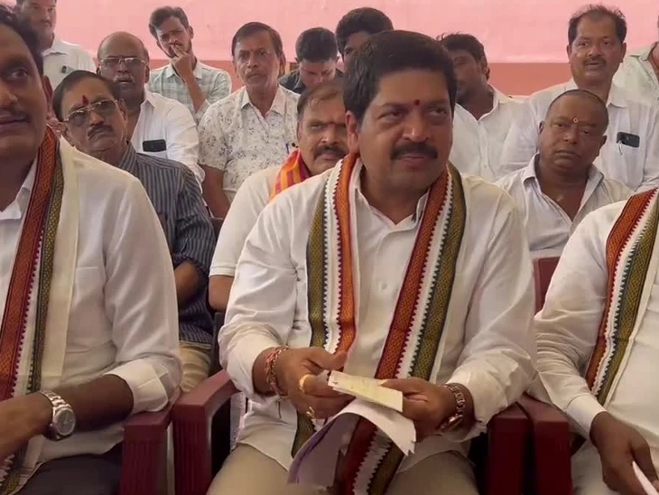 ఆలయ భూములపై ఆందోళన వద్దు: మంత్రి కొల్లు