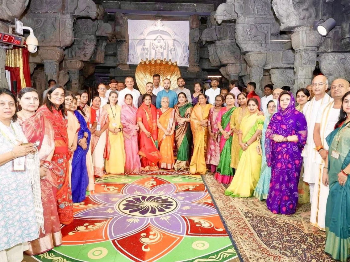 తిరుమల శ్రీవారిని దర్శించుకున్న ఎంపీ