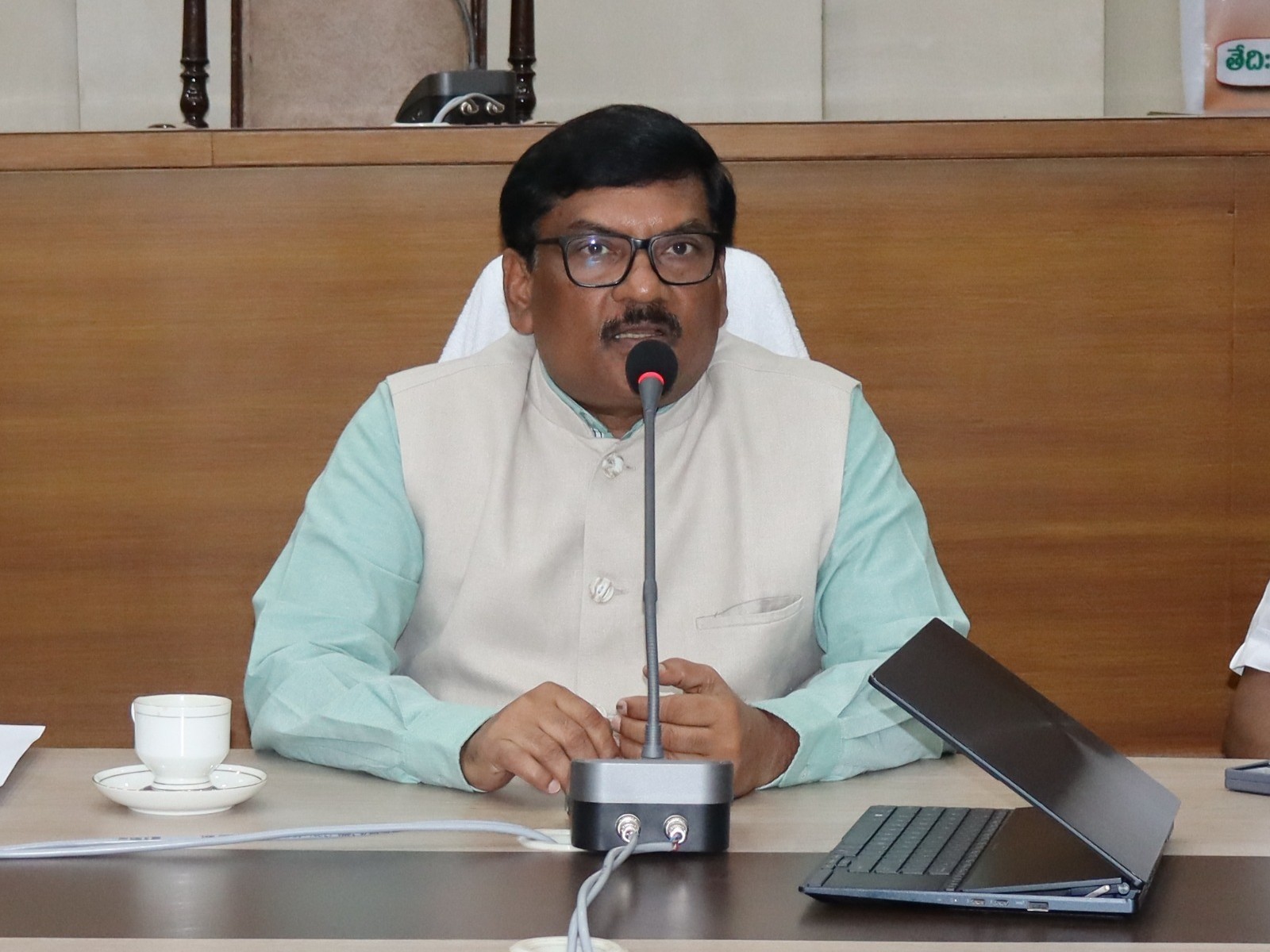 గుంటూరులో సోమవారం డయల్ యువర్ కమిషనర్