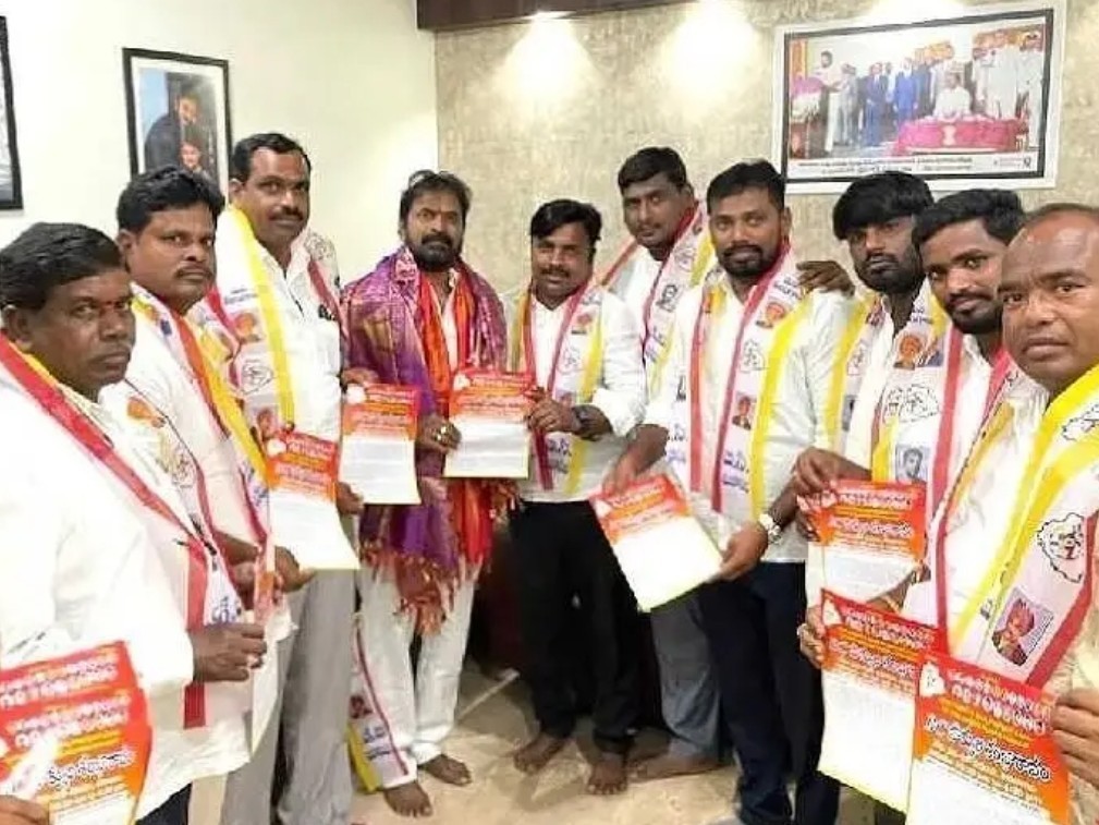 బీసీ హక్కుల శంఖారావం సదస్సు పోస్టర్ ఆవిష్కరణ