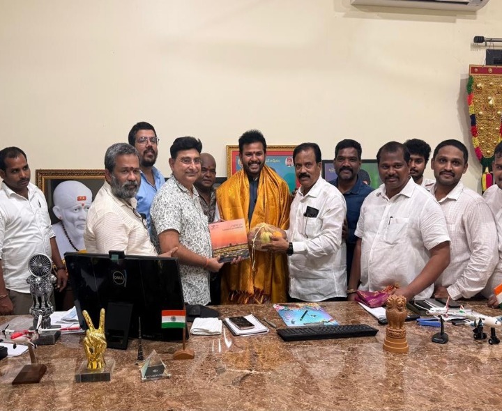 రామ్మోహన్ నాయుడును కలిసిన హోటల్ అసోసియేషన్ సభ్యులు