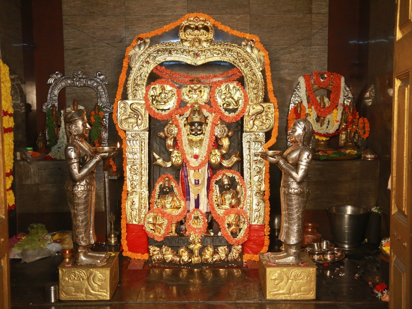 ఆదిత్యుని నేటి ఆదాయ వివరాలు
