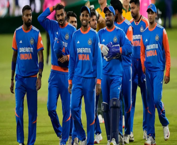 పాక్‌తో మ్యాచ్‌లో నల్ల రిబ్బన్లతో భారత్!