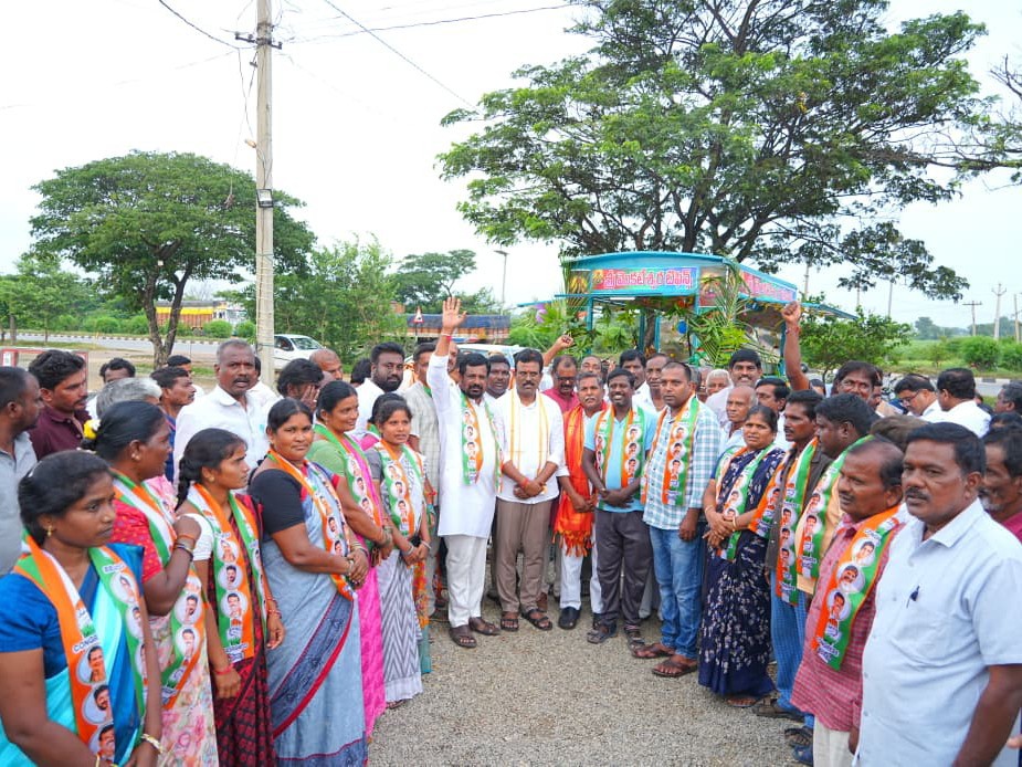 కార్యకర్తలకు పార్టీ అండగా ఉంటుంది: ఎమ్మెల్యే
