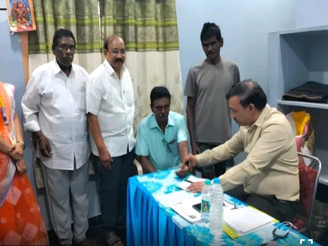 ఉచిత వైద్య శిబిరం, 350 మందికి పరీక్షలు