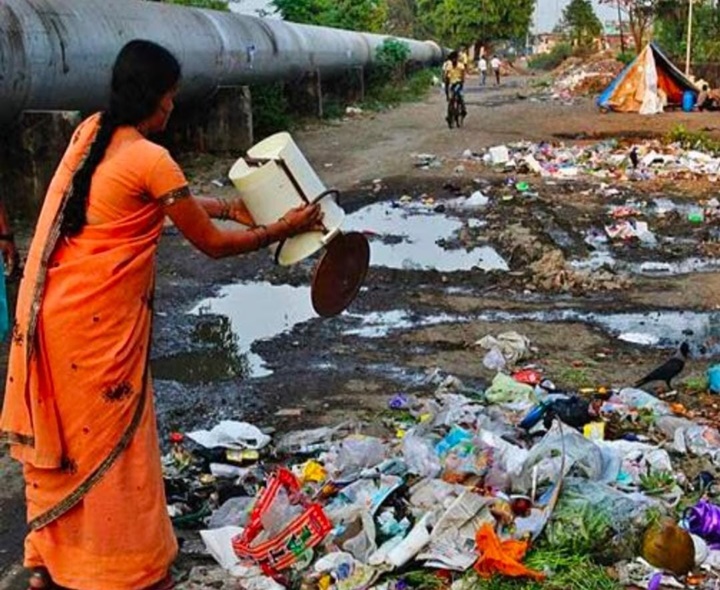రోడ్లపై చెత్త వేస్తే 8 రోజులు జైలు శిక్ష!