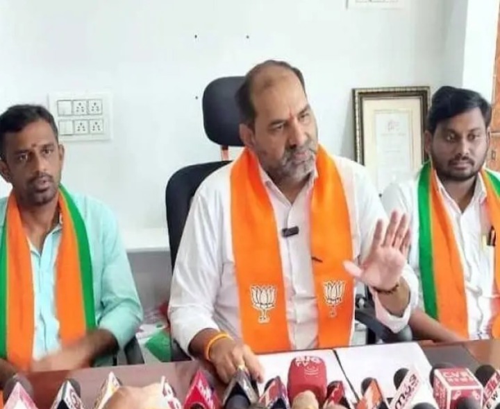 ‘యూరియా కోసం రైతులు పడుతున్న కష్టాలకు కాంగ్రెస్ కారణం’