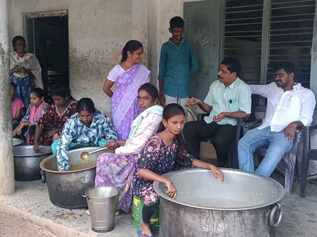 ‘గురుకులాలకు సొంత భవనాలు నిర్మించాలి’