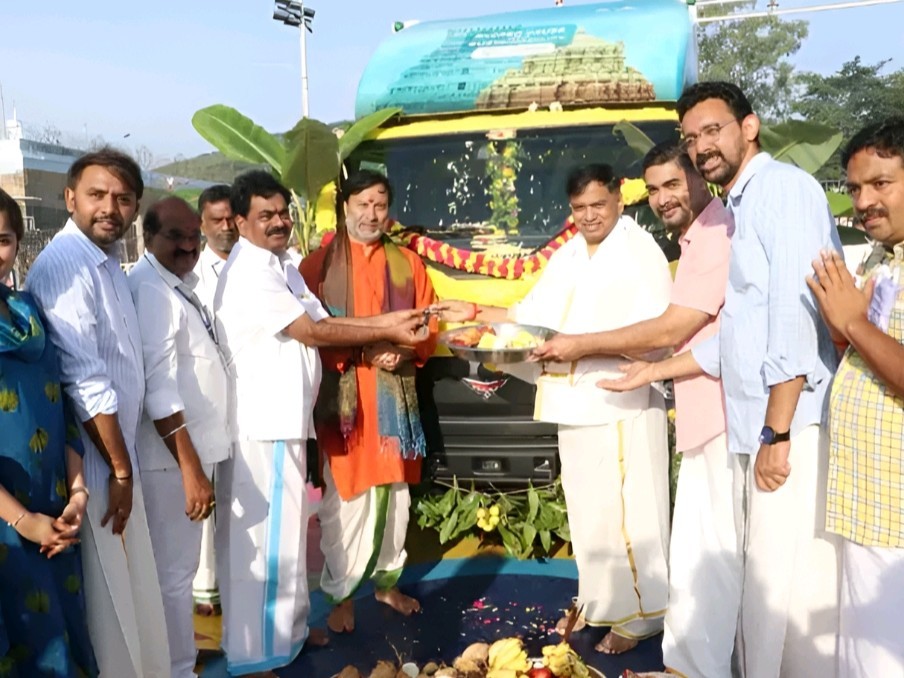 టీటీడీకి ఎలక్ట్రిక్ వాహనం విరాళం