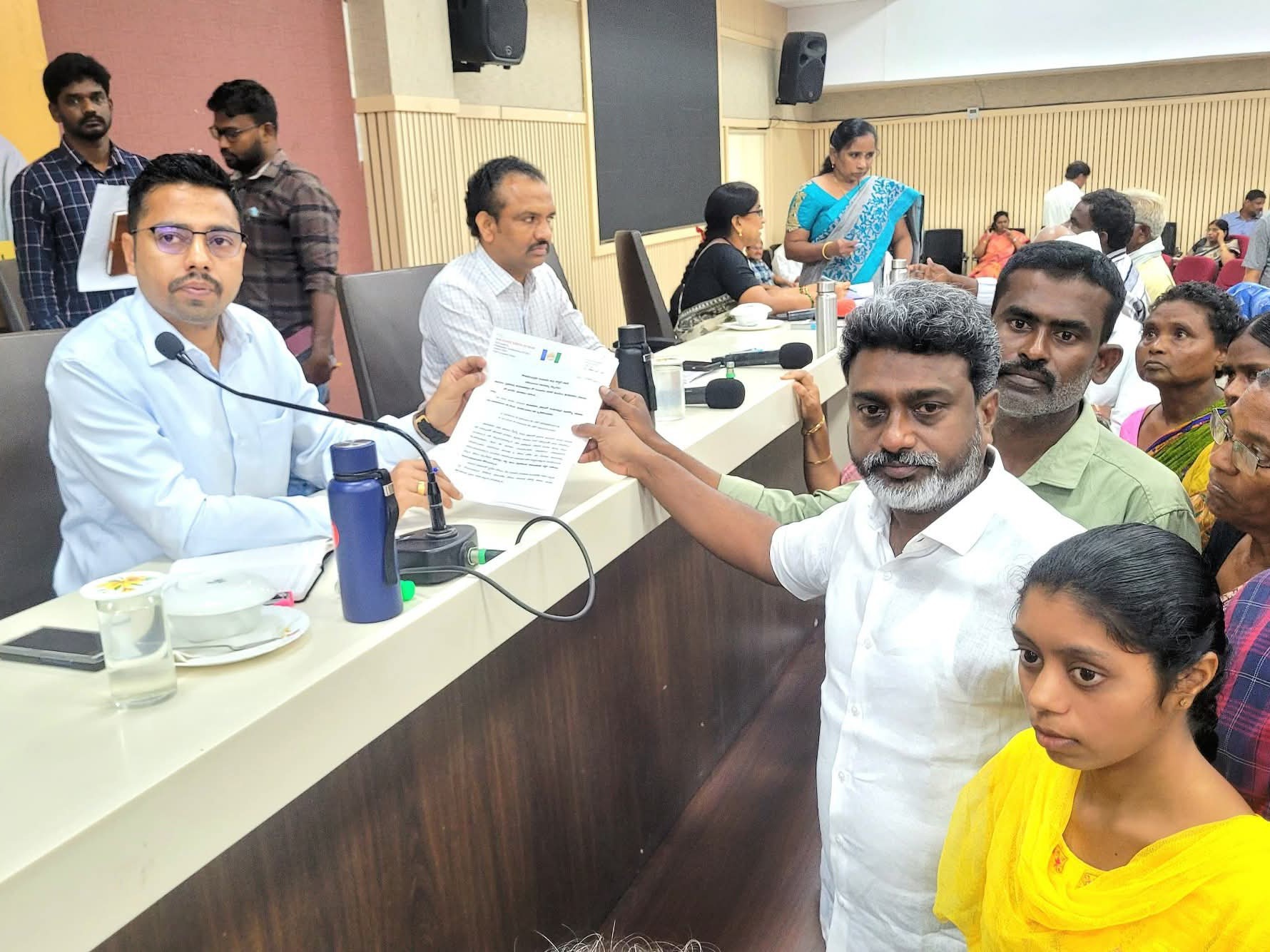 తురకపాలెం గ్రామ మరణాలపై వినతిపత్రం సమర్పణ