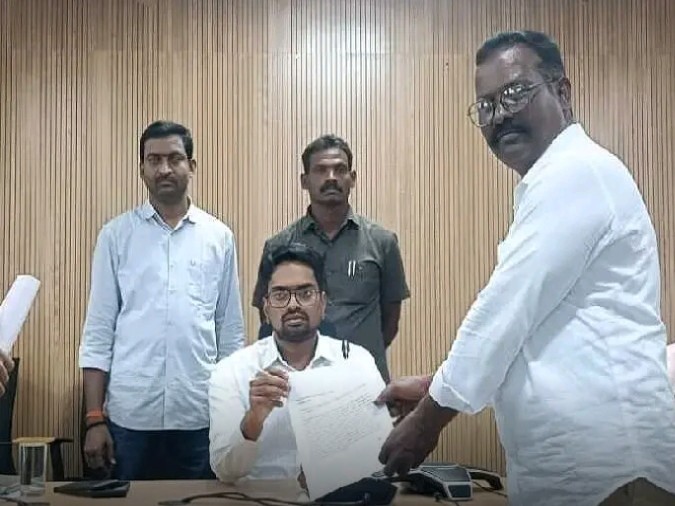 317 జీవో నిరుద్యోగులకు శాపం : భోజరాజు