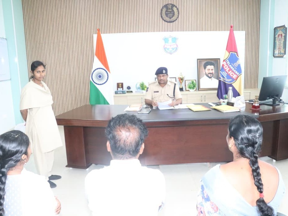 పోలీస్ ప్రజావాణిలో 19 ఫిర్యాదులు