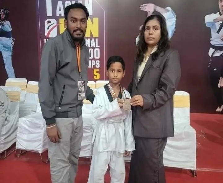 తైక్వాండో పోటీల్లో సత్తా చాటిన మోపాల్ బాలుడు
