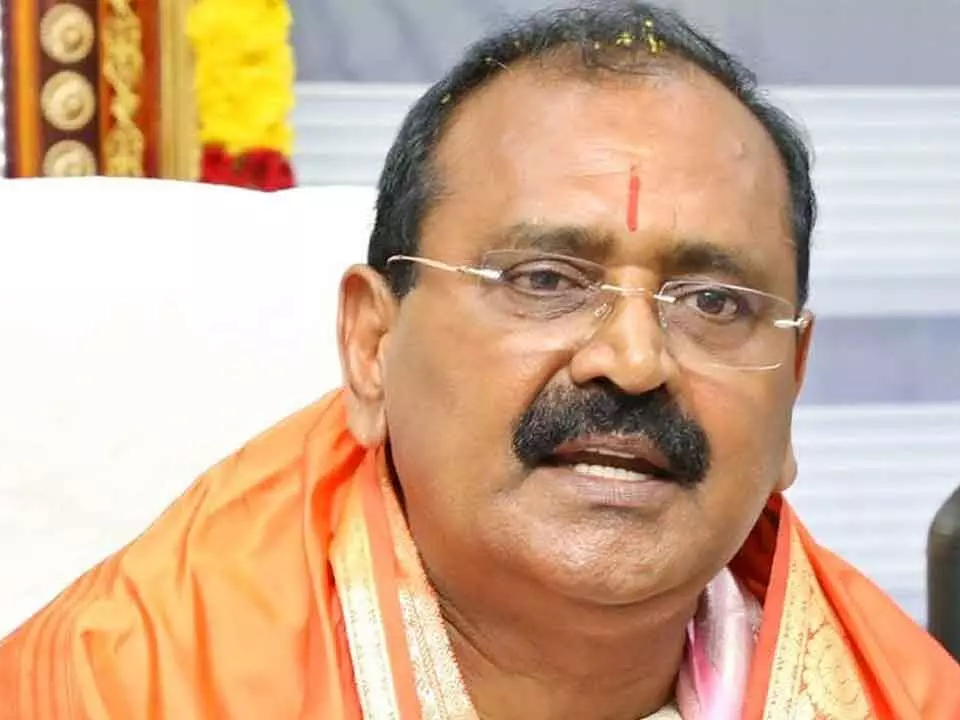 మెడికల్ కాలేజీలను ప్రైవేటుపరం చేయాలని చూస్తున్నారు: భూమన