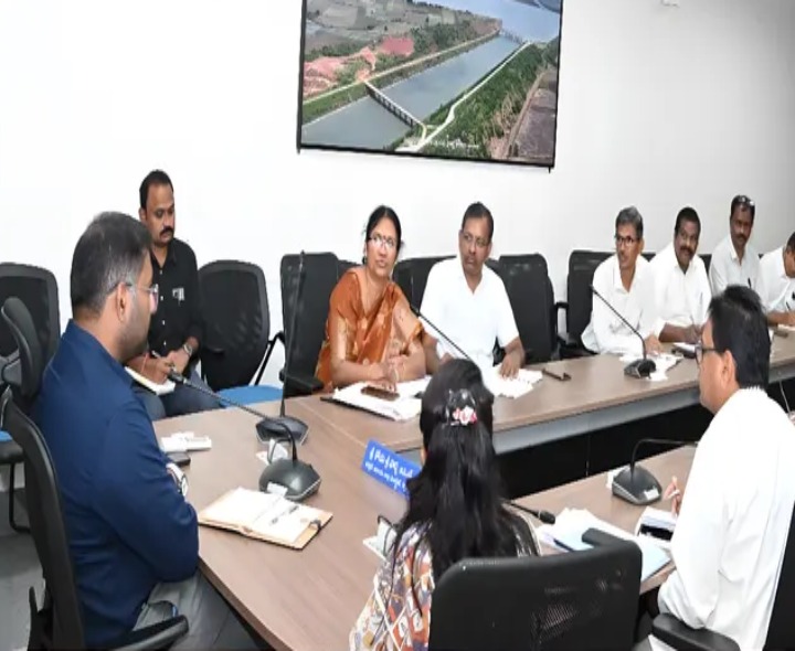 ‘మహిళల ఆరోగ్యంపై ప్రతి రోజూ ప్రత్యేక క్యాంపులు’