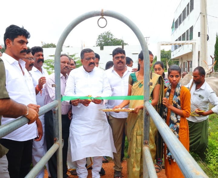 ‘పశువుల ఆరోగ్యం కాపాడేందుకు ప్రభుత్వం ప్రత్యేక చర్యలు’
