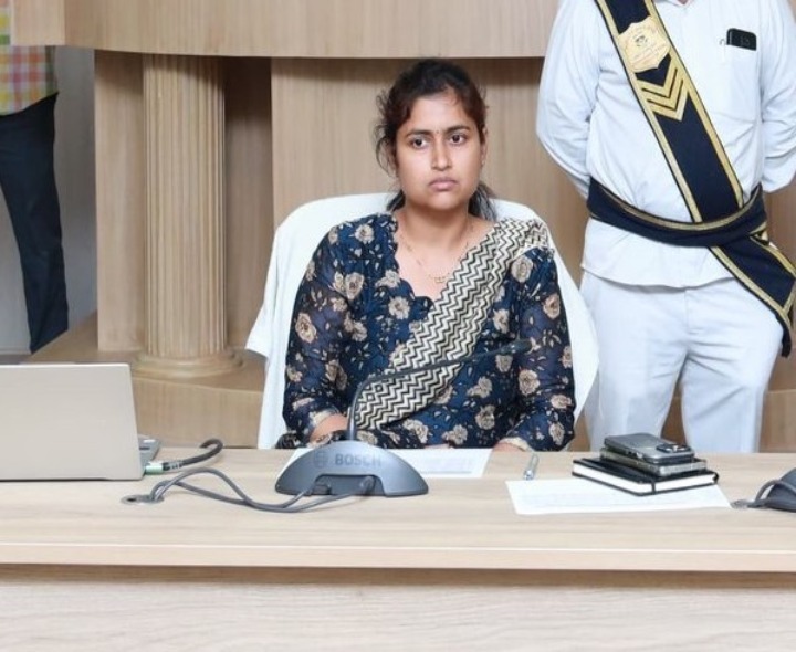 బతుకమ్మ పండుగకు పకడ్బందీ ఏర్పాట్లు: కమిషనర్