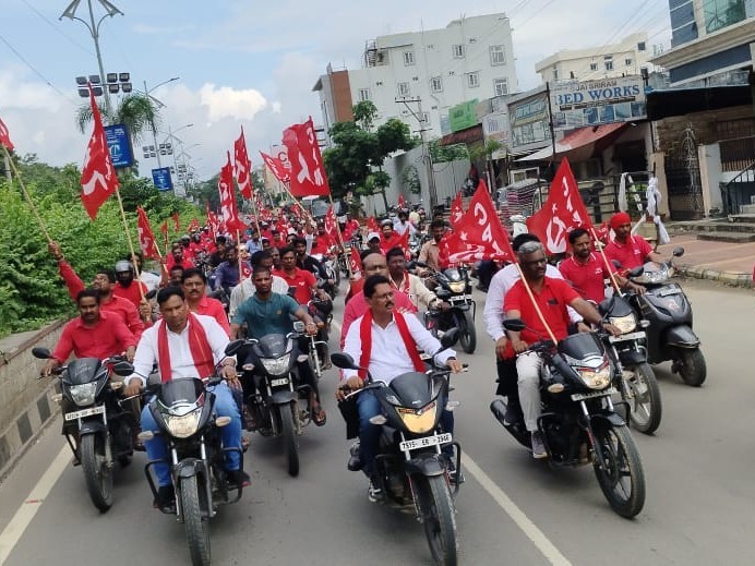 సంగారెడ్డి లో బైక్ ర్యాలీ