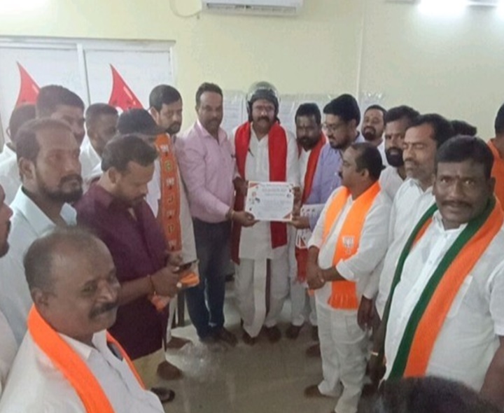 పీఎం మోదీ జన్మదినం సందర్భంగా రక్తదానం చేసిన ఎమ్మెల్యే