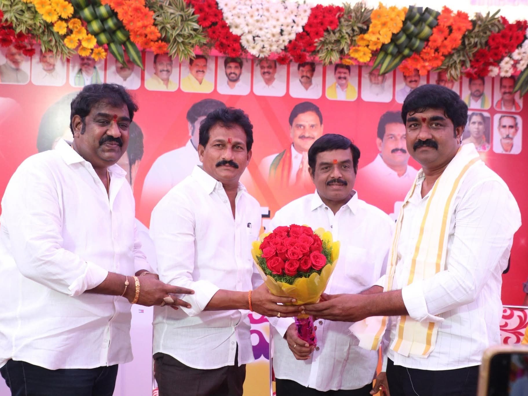 లక్ష్మనేశ్వరం సొసైటీ అధ్యక్షుడిగా పార్థసారథి