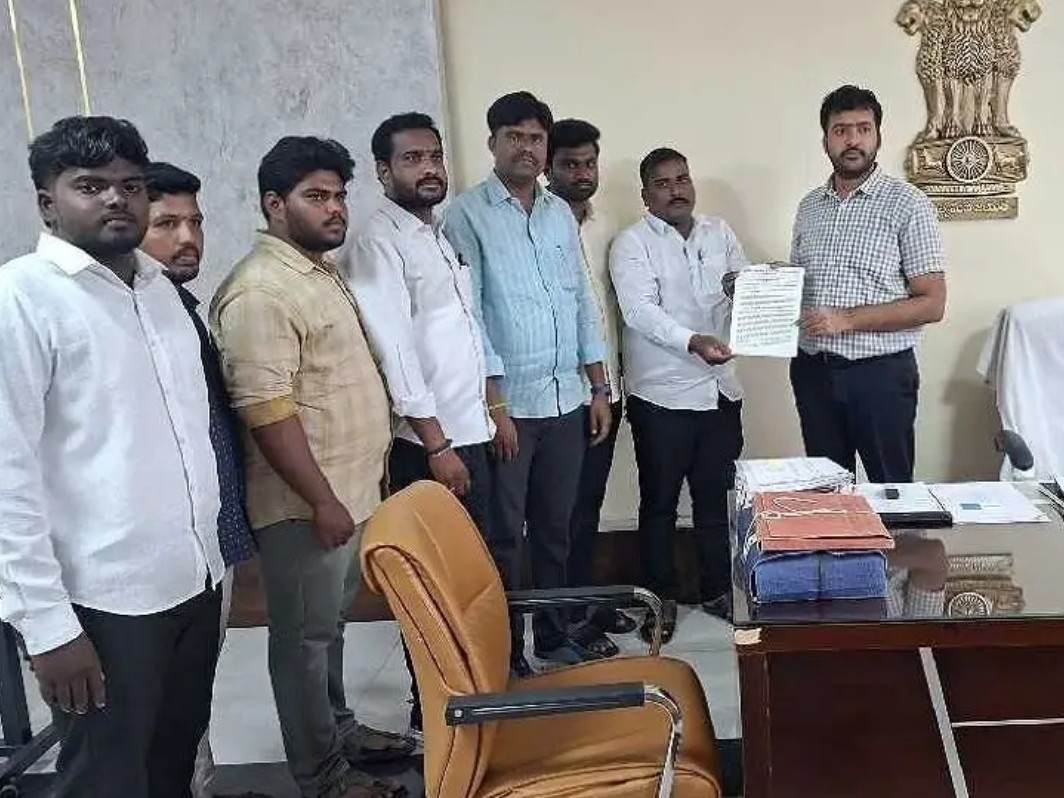 తిరుపతిలో కాలేజీలకు స్థలం కేటాయించాలని వినతి