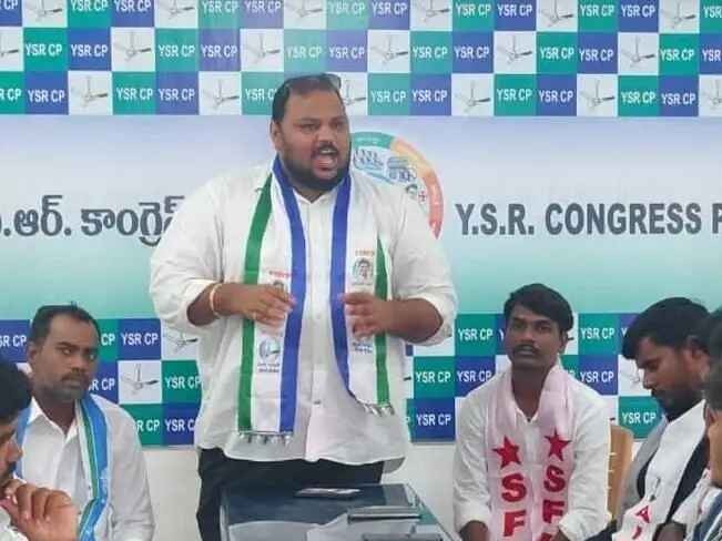 ‘మెడికల్ కాలేజీల ప్రైవేటీకరణ రద్దు చేయాలి’