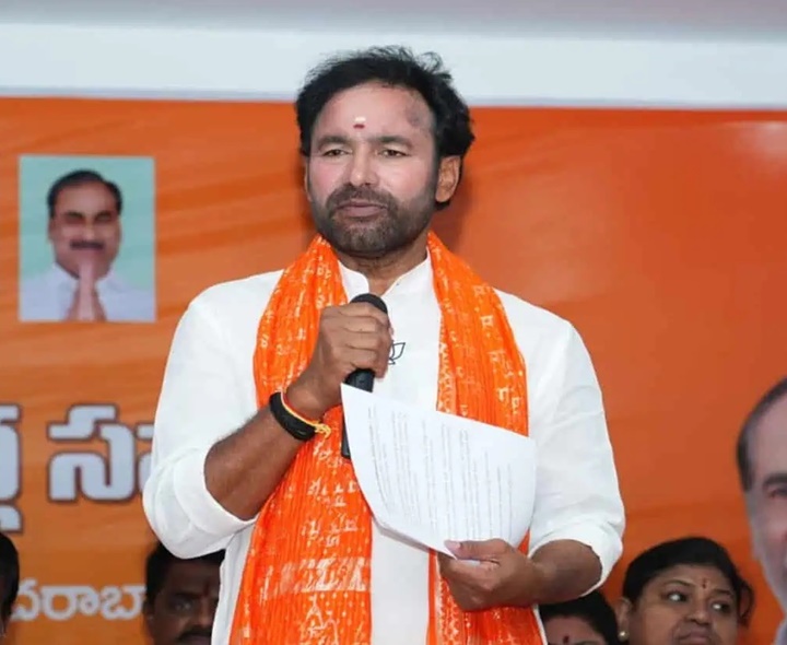 తెలంగాణ చరిత్రను వక్రీకరిస్తున్నారు: కేంద్ర మంత్రి