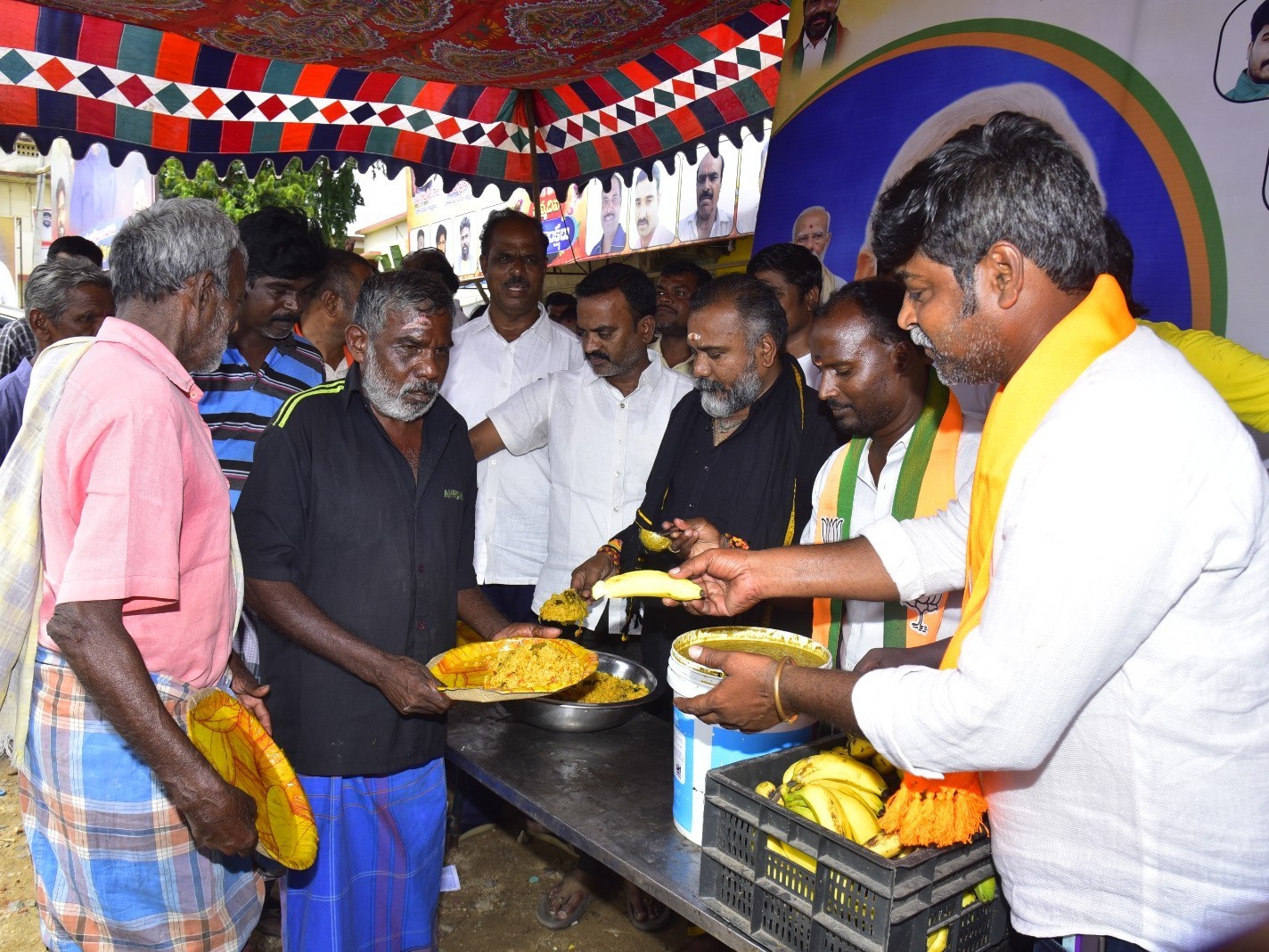 పూతలపట్టులో ఘనంగా మోడీ 75వ జన్మదిన వేడుకలు