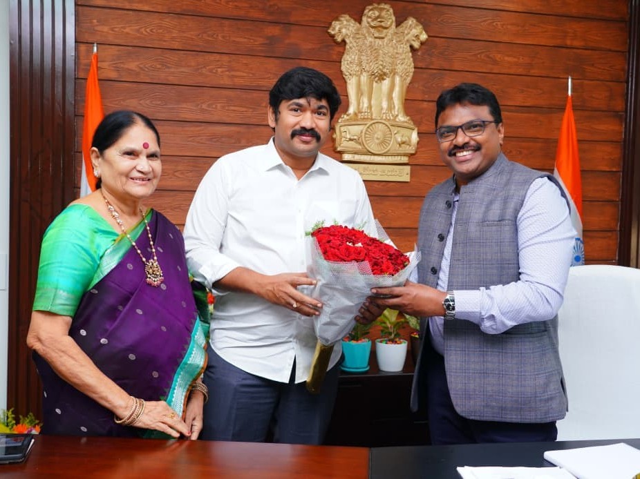 ప్రకాశం జిల్లా కలెక్టర్‌ను కలిసిన ఎమ్మెల్యే