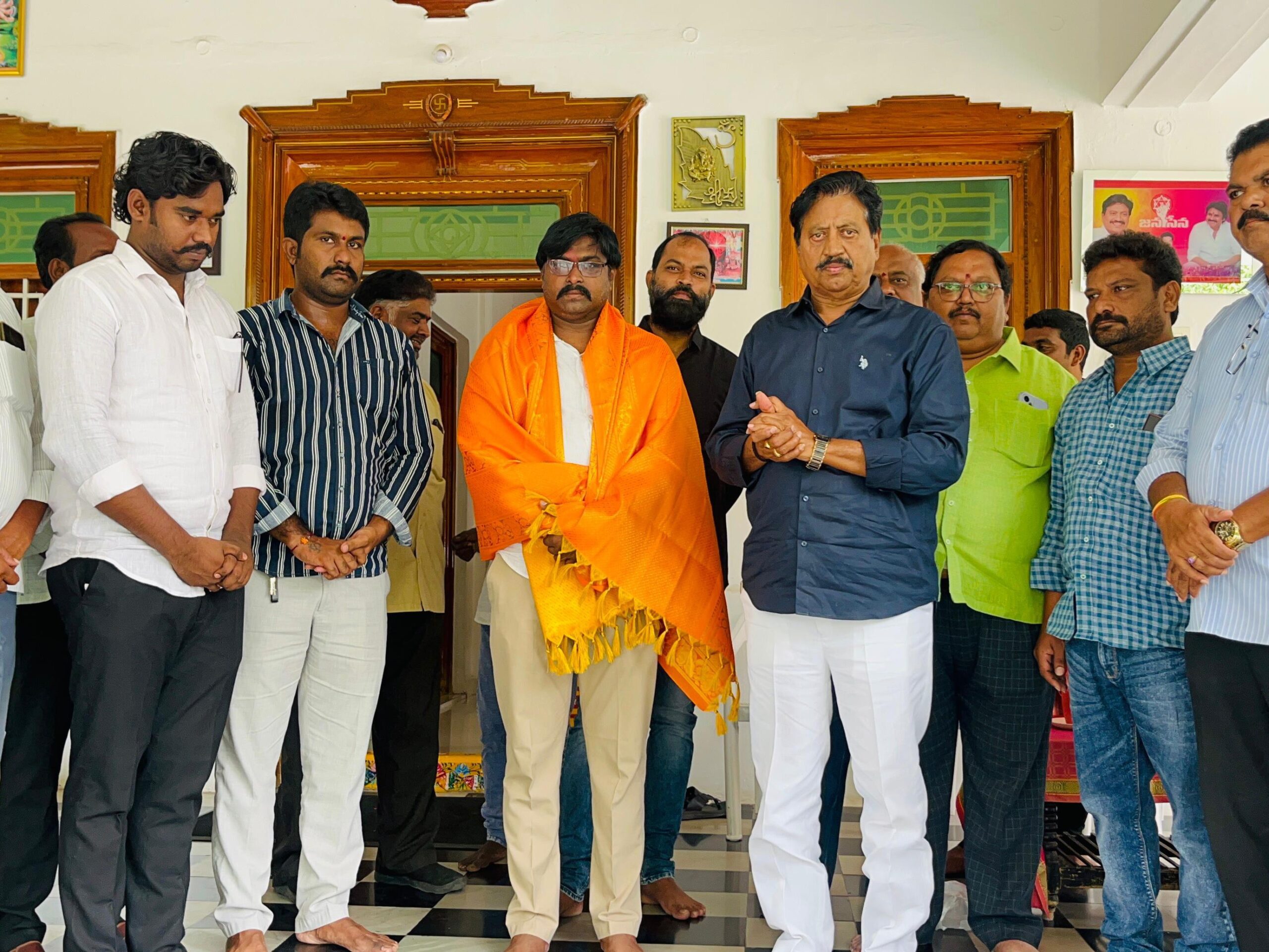 ‘విశ్వకర్మ సంక్షేమ కార్పొరేషన్ డైరెక్టర్‌కు శుభాకాంక్షలు’