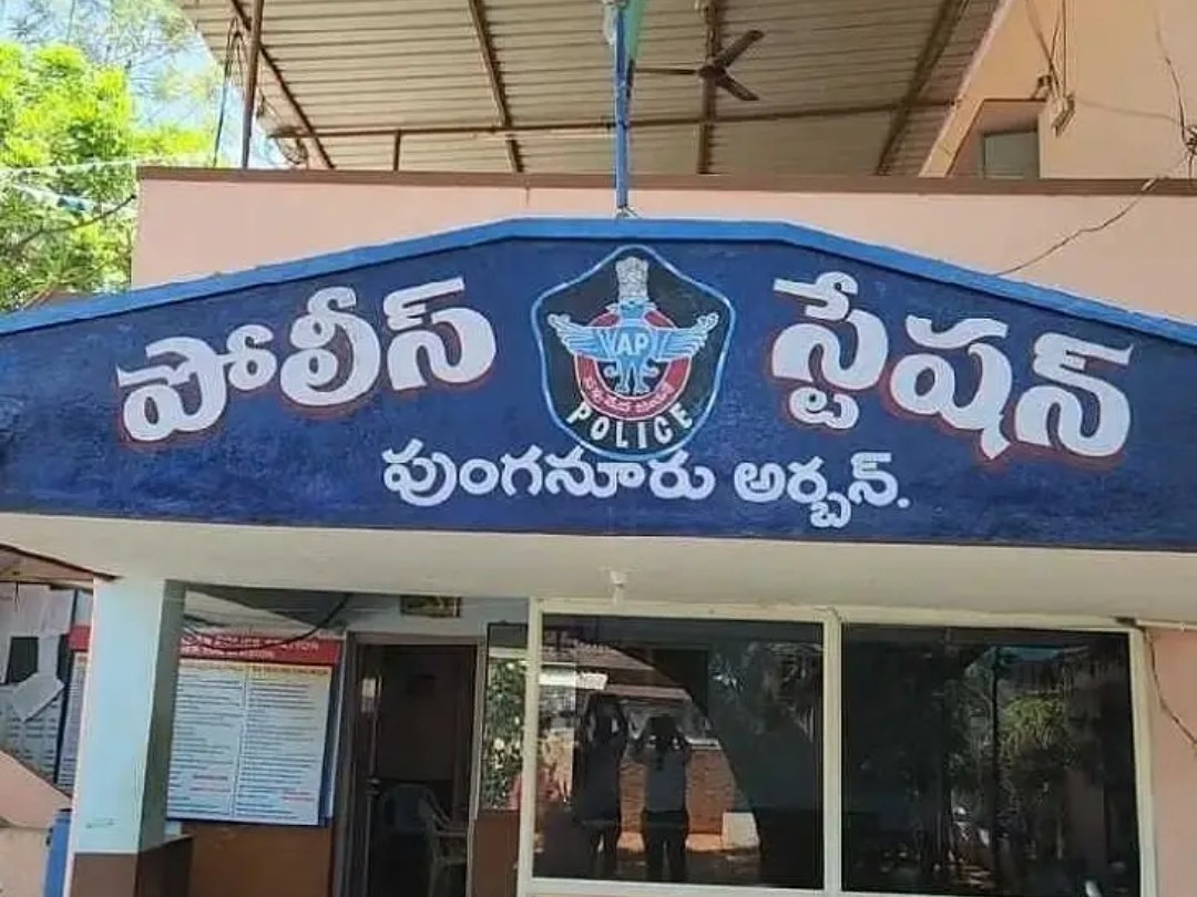 వరకట్న వేధింపులపై కేసు నమోదు