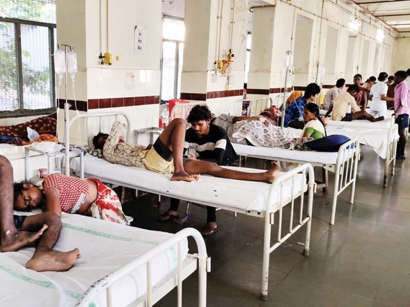 గుంటూరు జిల్లాలో డయేరియా బాధితుల ఆందోళన