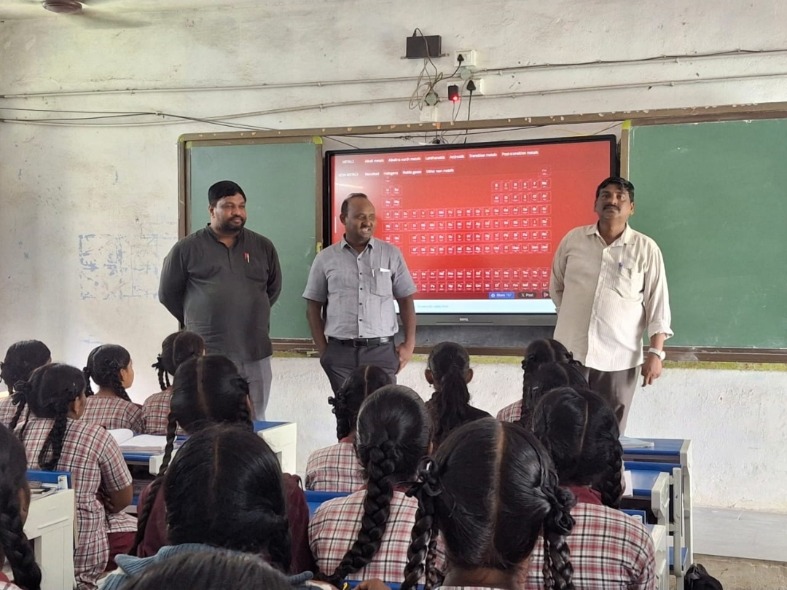 పటాన్ చెరు: ‘పదో తరగతిలో వంద శాతం ఉత్తీర్ణత సాధించాలి’