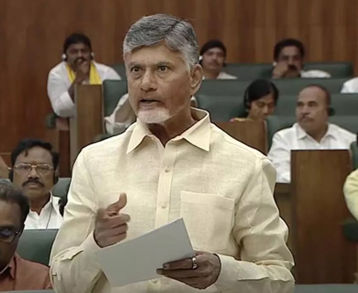 దేశ ఆర్థిక వ్యవస్థకు గేమ్‌ఛేంజర్ GST: చంద్రబాబు