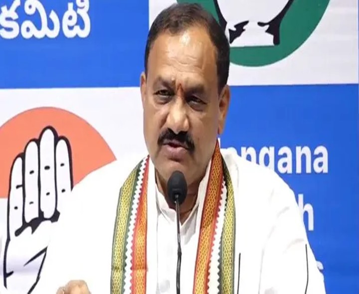 బతుకమ్మ వేడుకలు ఘనంగా నిర్వహించాలి: మహేష్ కుమార్