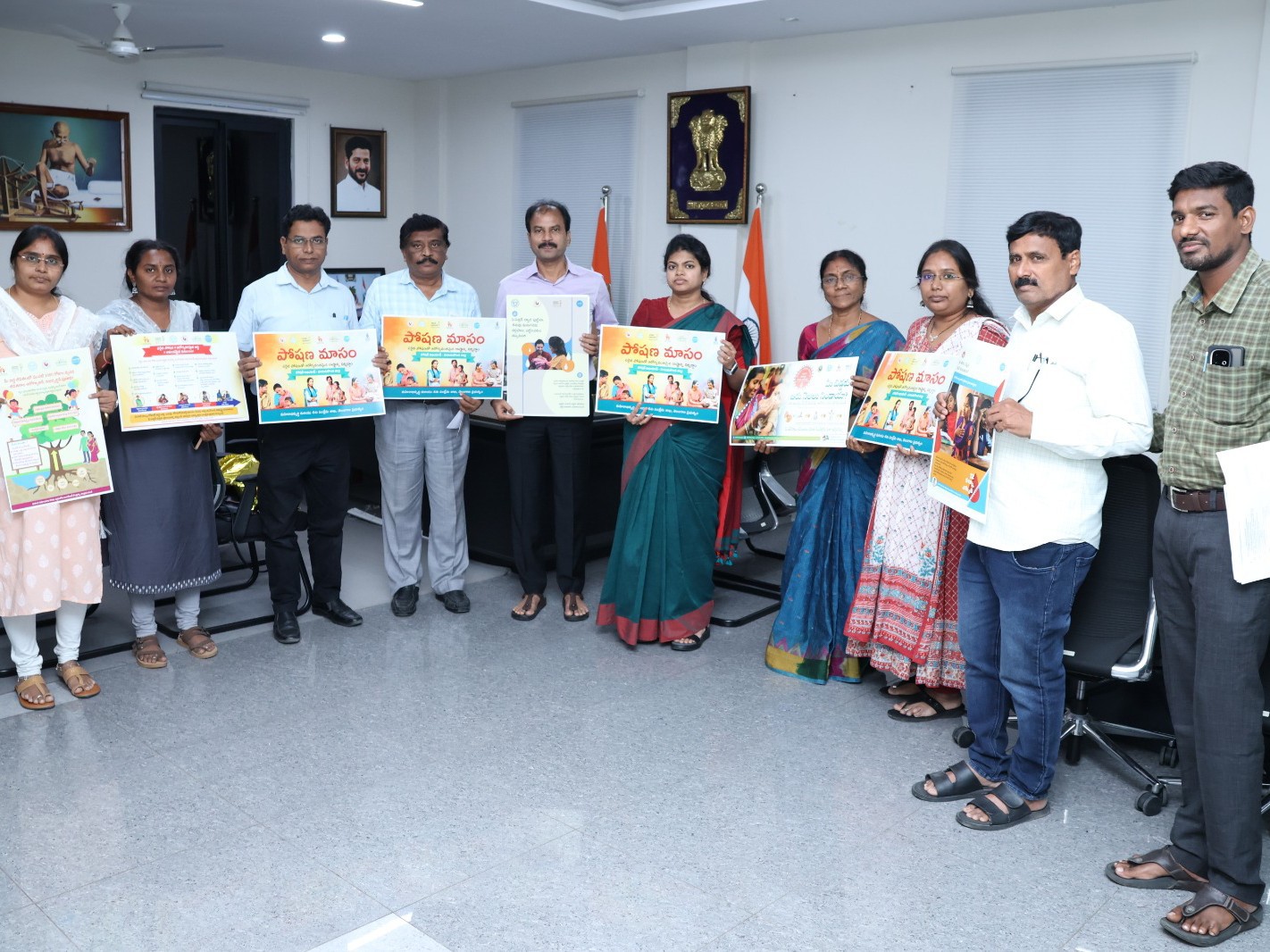 కలెక్టర్‌చే పోషణ మాసోత్సవ వాల్ పోస్టర్ల ఆవిష్కరణ