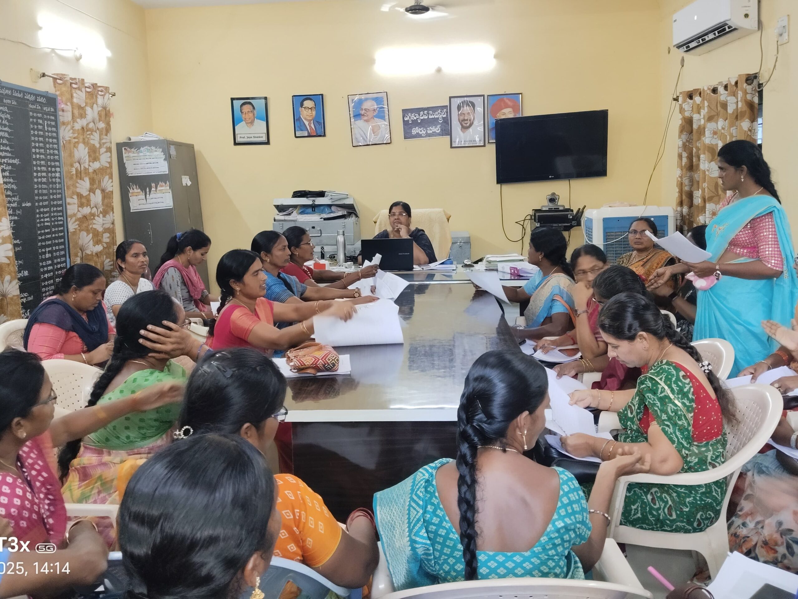 ‘ఓటరు జాబితాలో తప్పులు లేకుండా చూసుకోవాలి’