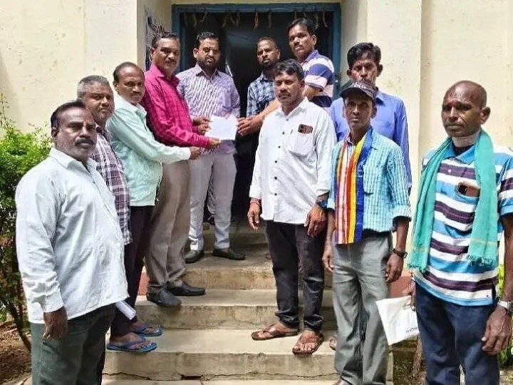 దివ్యాంగుల పింఛన్ పెంపు కోసం తహసీల్దారుకు వినతి