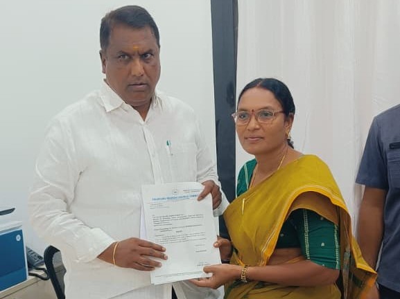 కార్మికుల వేతనాలు విడుదల చేయాలి: సుగుణ