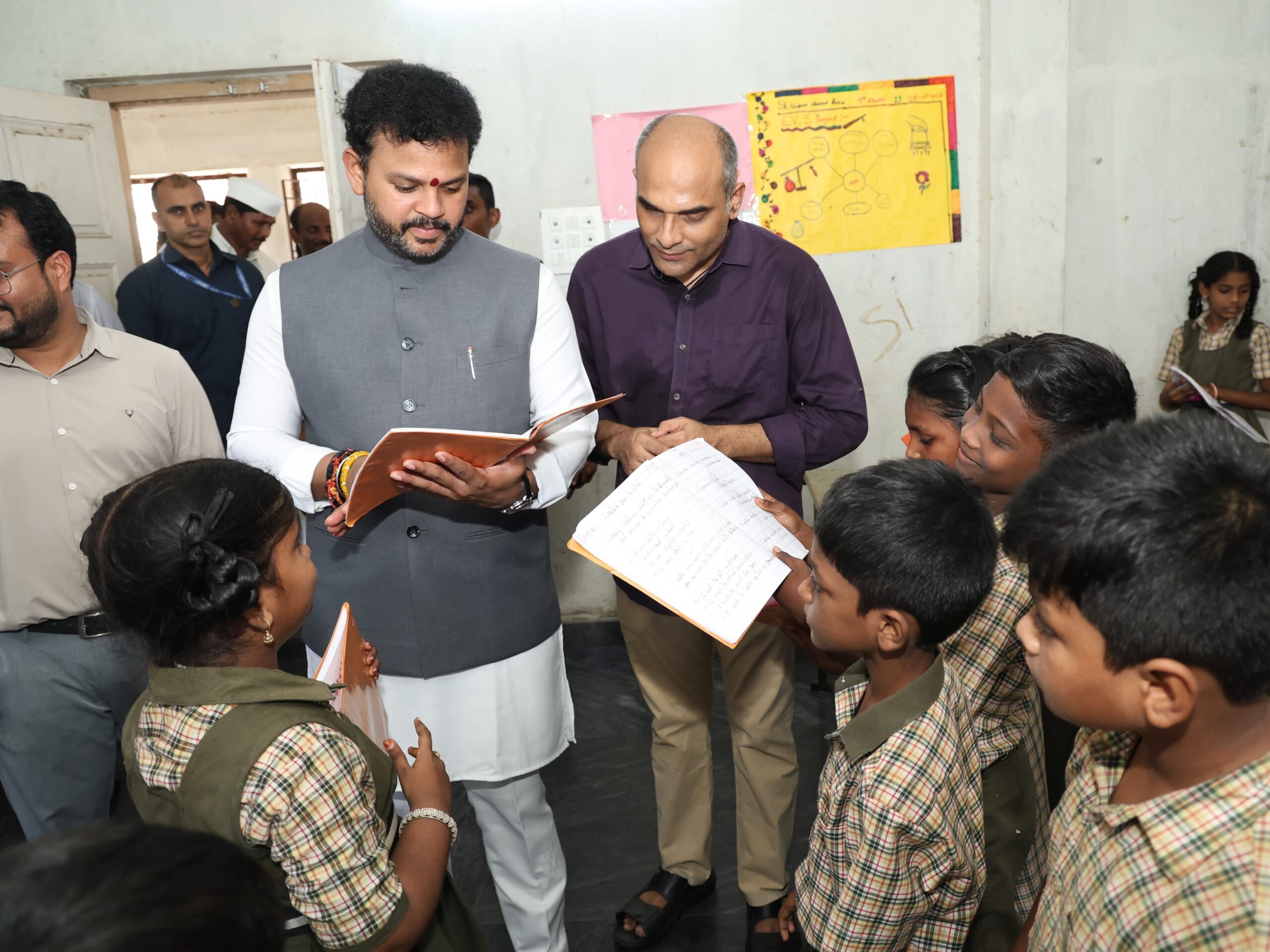 ‘మున్సిపల్ పాఠశాల అభివృద్ధికి కృషి’