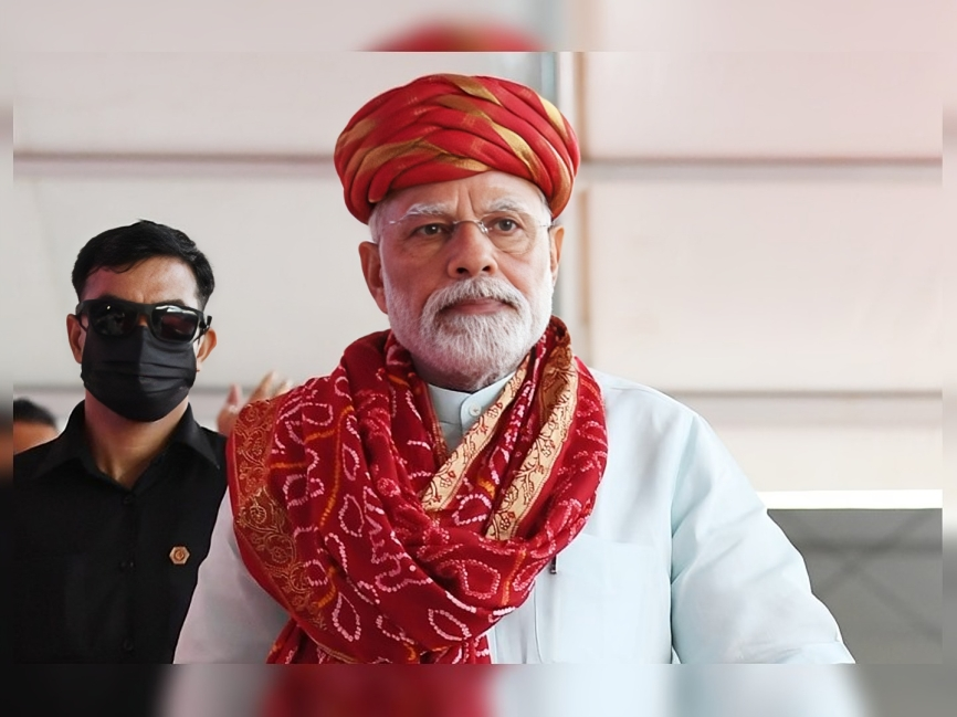 నేడు గుజరాత్‌లో పర్యటించనున్న మోదీ